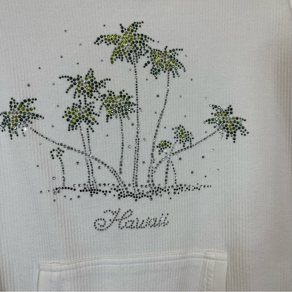 Toppy Easy Fit, Glitzy Hawaii Textured Shirt. Size Large. Excellent condition! - Picture 2 of 6